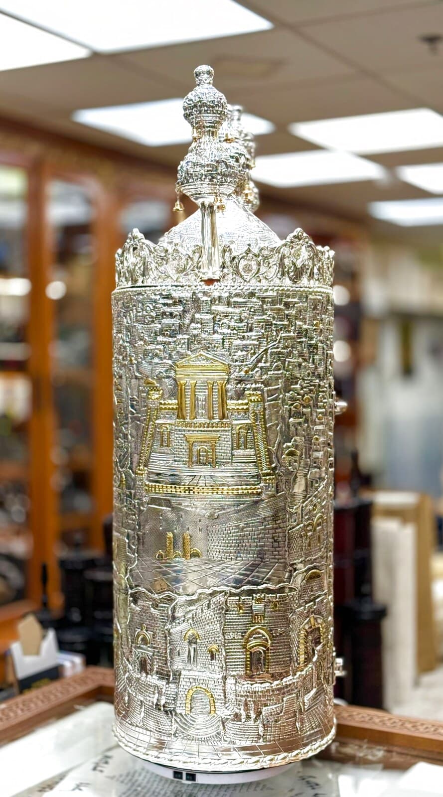 Jerusalem and Beit HaMikdash Torah Case - (Torah case)