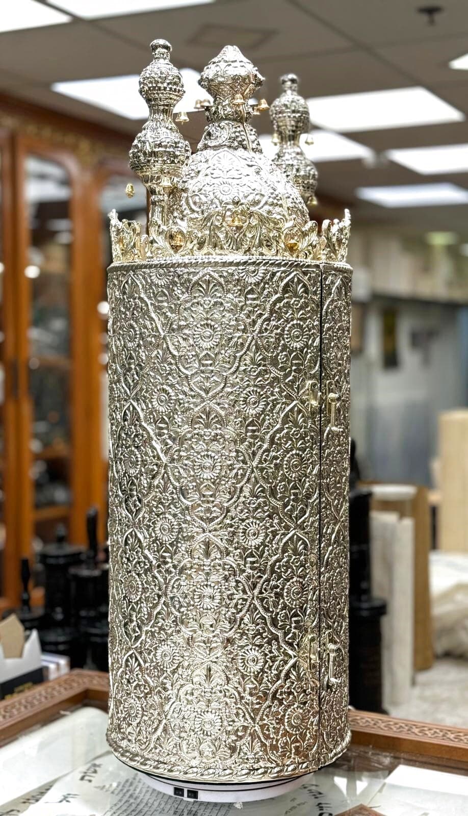 Syrian-Iraqi Model Torah Case - (Torah case)